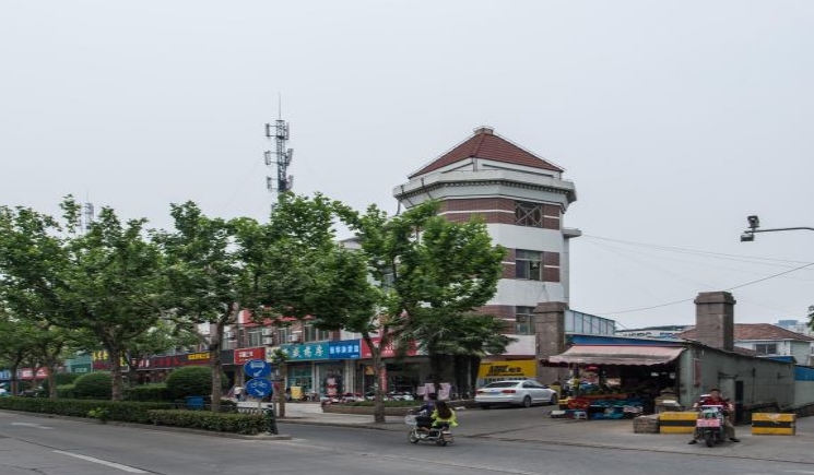 桃浦路1150號：地鐵11號線祁連山路站旁，出行無憂