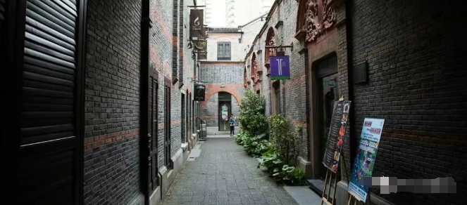 上海黃浦區(qū)出售獨(dú)棟：威海路鬧中取靜老洋房，身份之選用途多元